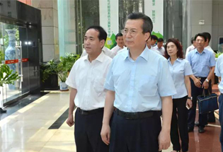 陜西省委常委、西安市委書記王永康調(diào)研陜鼓集團(tuán)