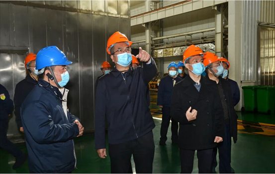 【陜鼓集團(tuán)】西安市委常委、市委統(tǒng)戰(zhàn)部部長楊廣亭深入陜鼓實(shí)地調(diào)研指導(dǎo)疫情防控及復(fù)工復(fù)產(chǎn)工作